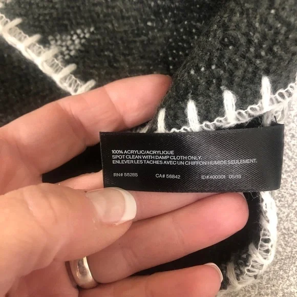 Express Blanket Wrap - Picture 4 of 4